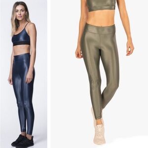 Koral Lustrous‎ Leggings (2) Navy/Green Size Medium